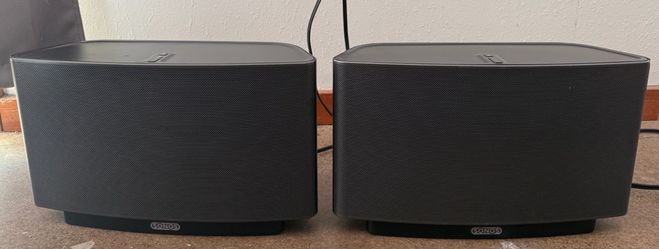 Sonos Play:5 Wireless Speakers (Set of 2)