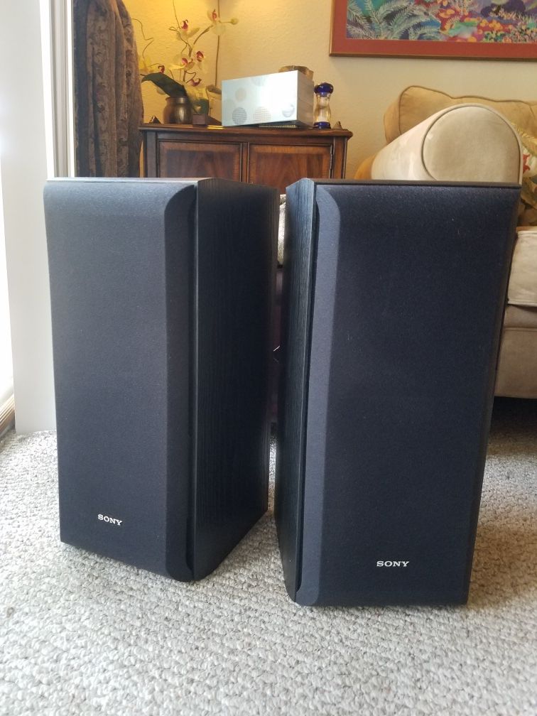 SONY SPEAKERS 21"