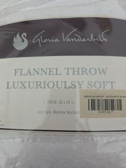Franela throw   50x 60 in