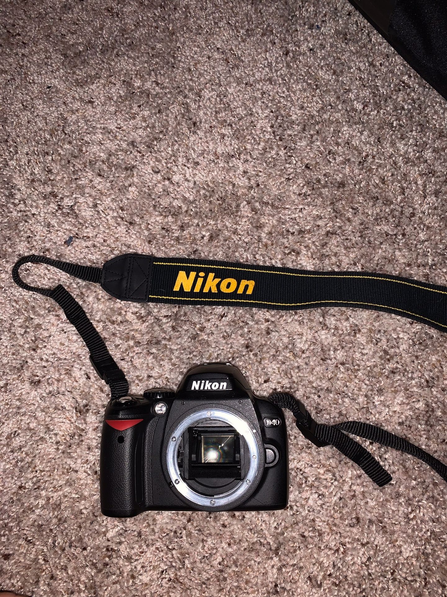 Nikon D40 with camera bag and everything needed