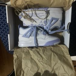 Jordan 4s & 11s.    9c  ‼️  (!!!!!!!!!KID SIZE!!!!!!)    ‼️