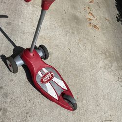 Scooter Radio Flyer