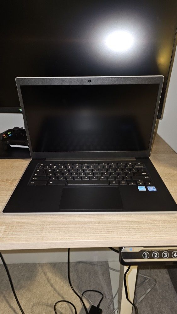Samsung Galaxy Chromebook Go – Silver