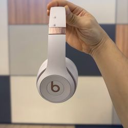 Beats Solo 4 Pink — Latest Model | Brand New Sealed | Wireless Headphones 🎧