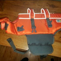 Outward hound medium dog life jacket