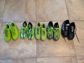 Soccer cleats