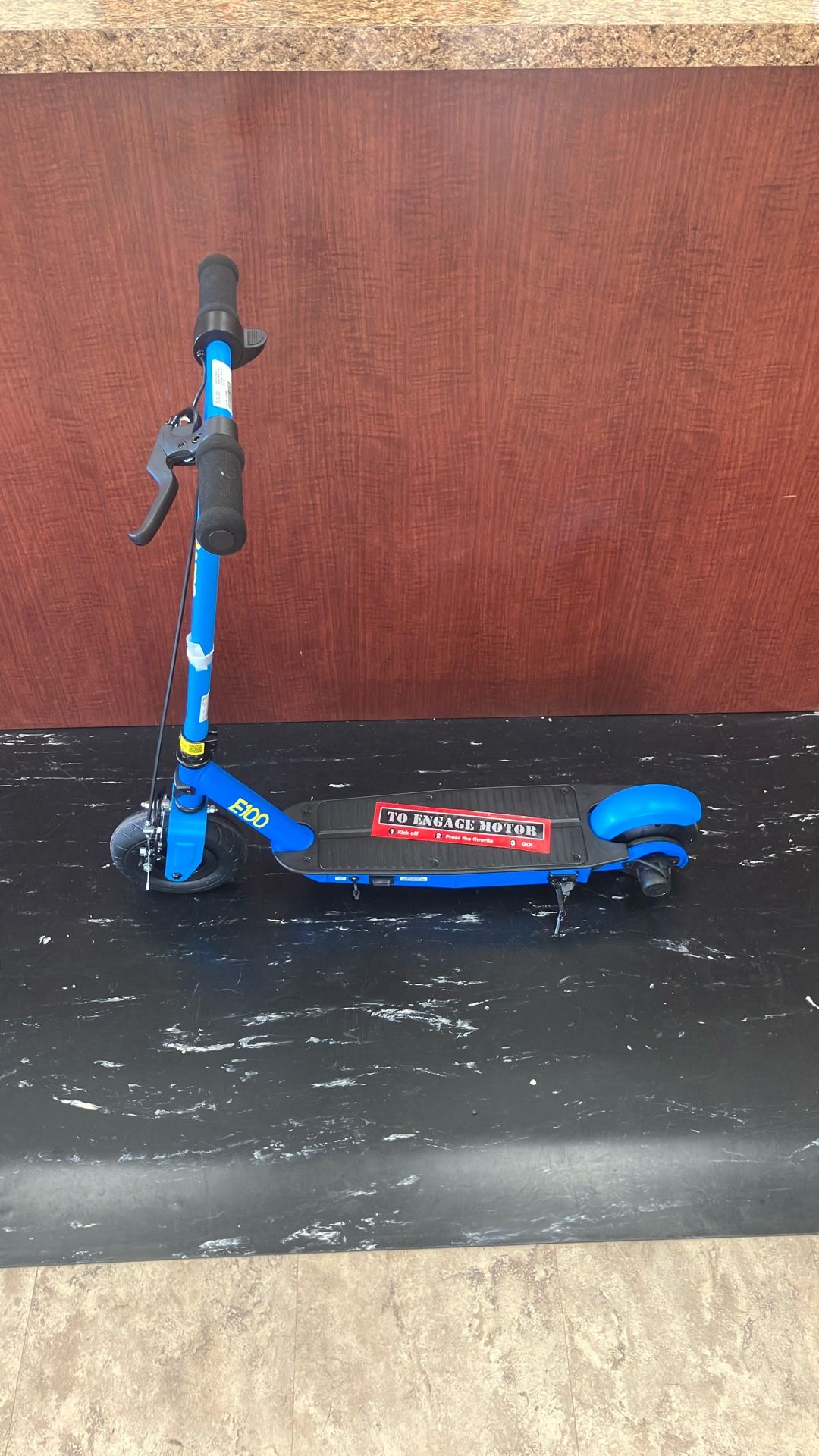 Sporting Goods Scooter Razor E100