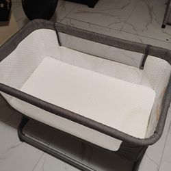 Bassinet 
