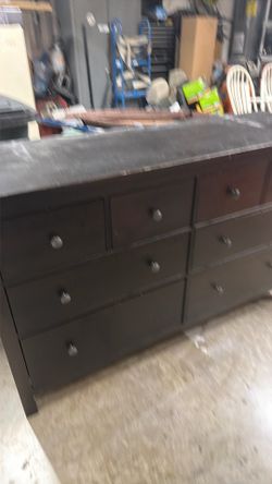 Dresser good condition $25