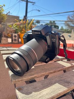Canon eos A2e - 35mm film camera