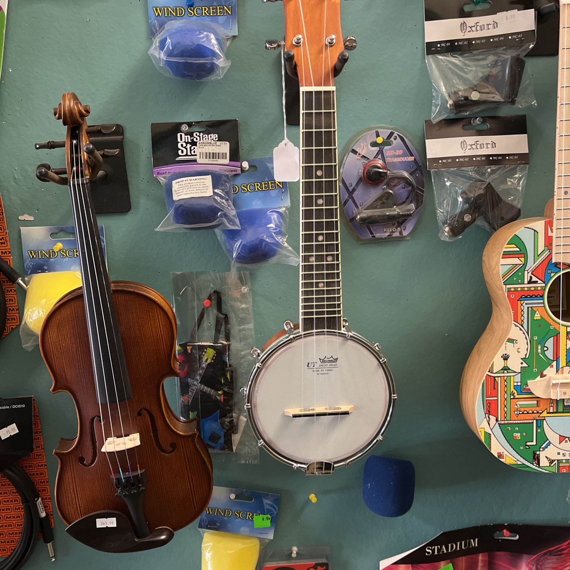 Eddy Fin Banjo Uke