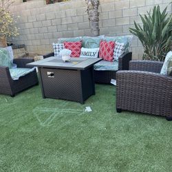 Patio Furniture Set Outdoor New in The Box