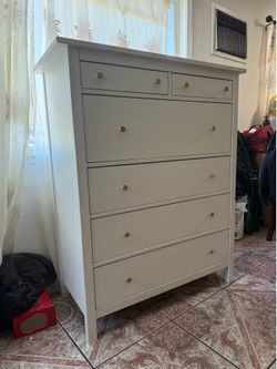IKEA Hemnes 6 Drawer Dresser