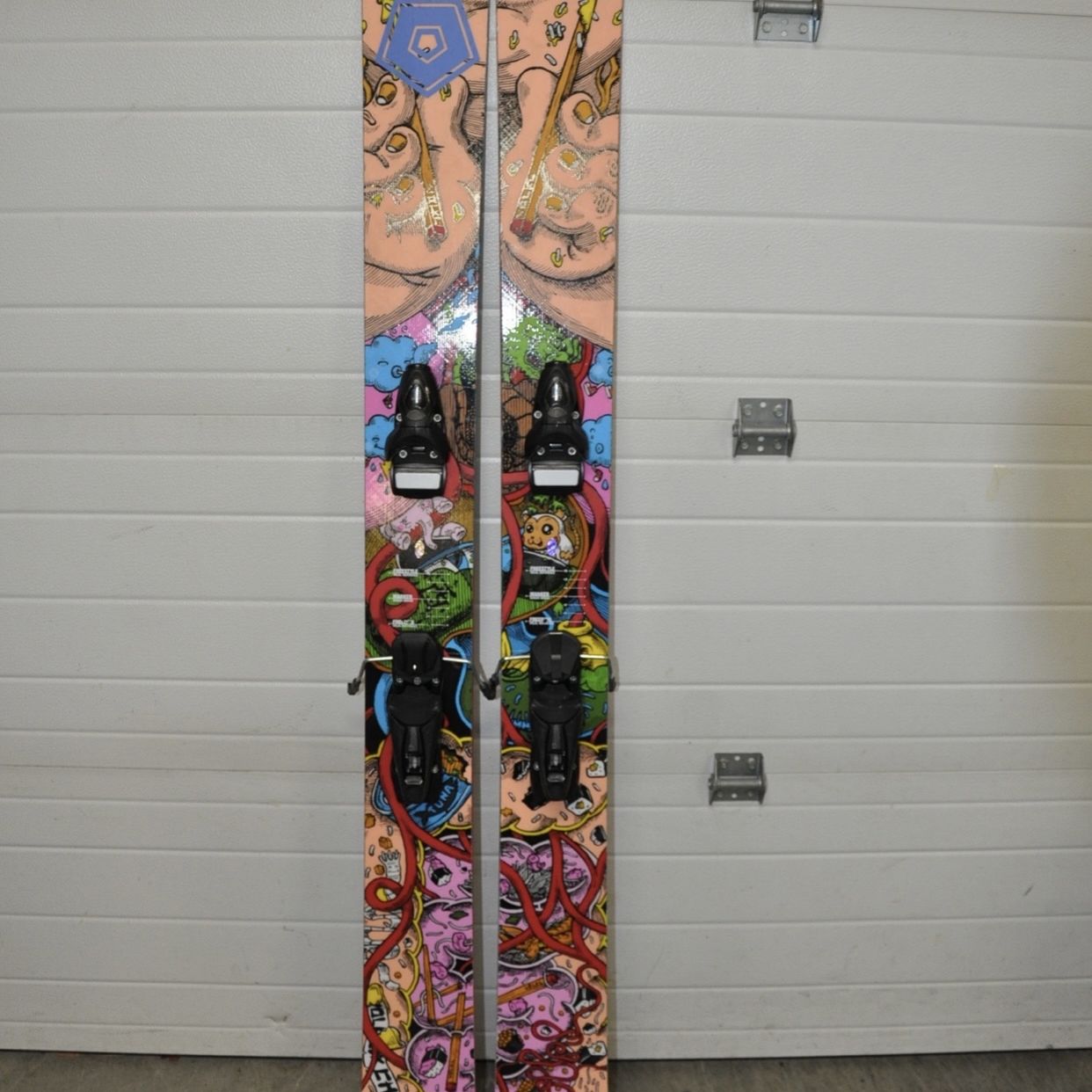 Volkl Chopsticks Powder Skis (185cm 140/120/140) for Sale in