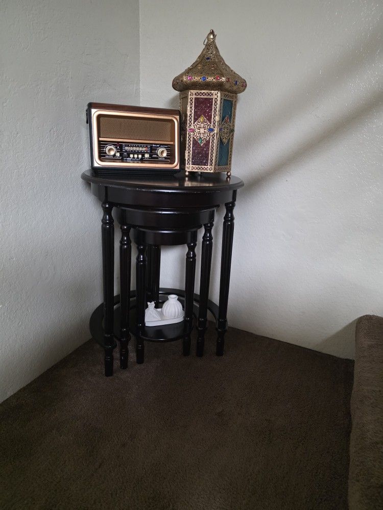 Rounded Nesting Coffee Table Set Of 3