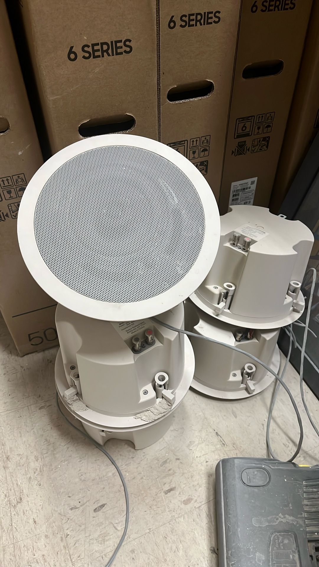 Six Speaker Good Quality, One Year Working