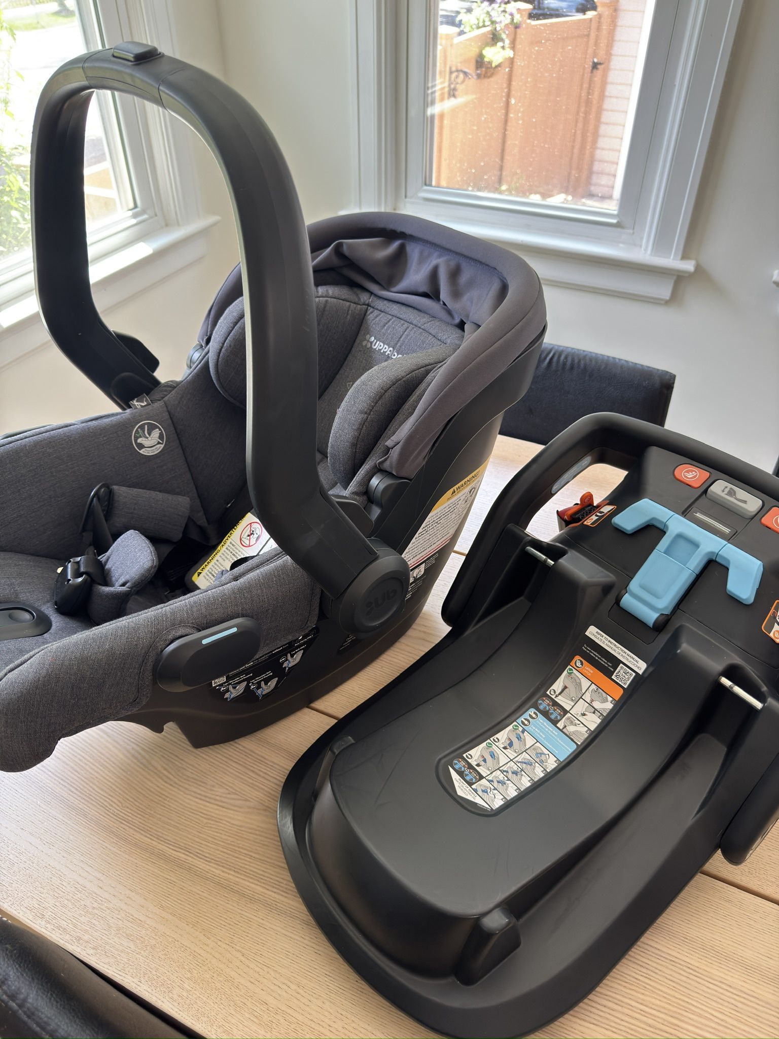 UPPAbaby MESA V2