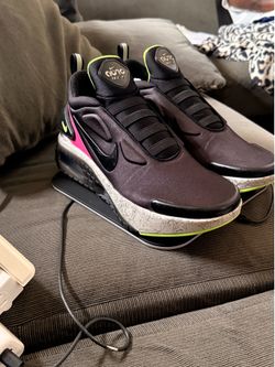 AirMax auto self tie Bluetooth