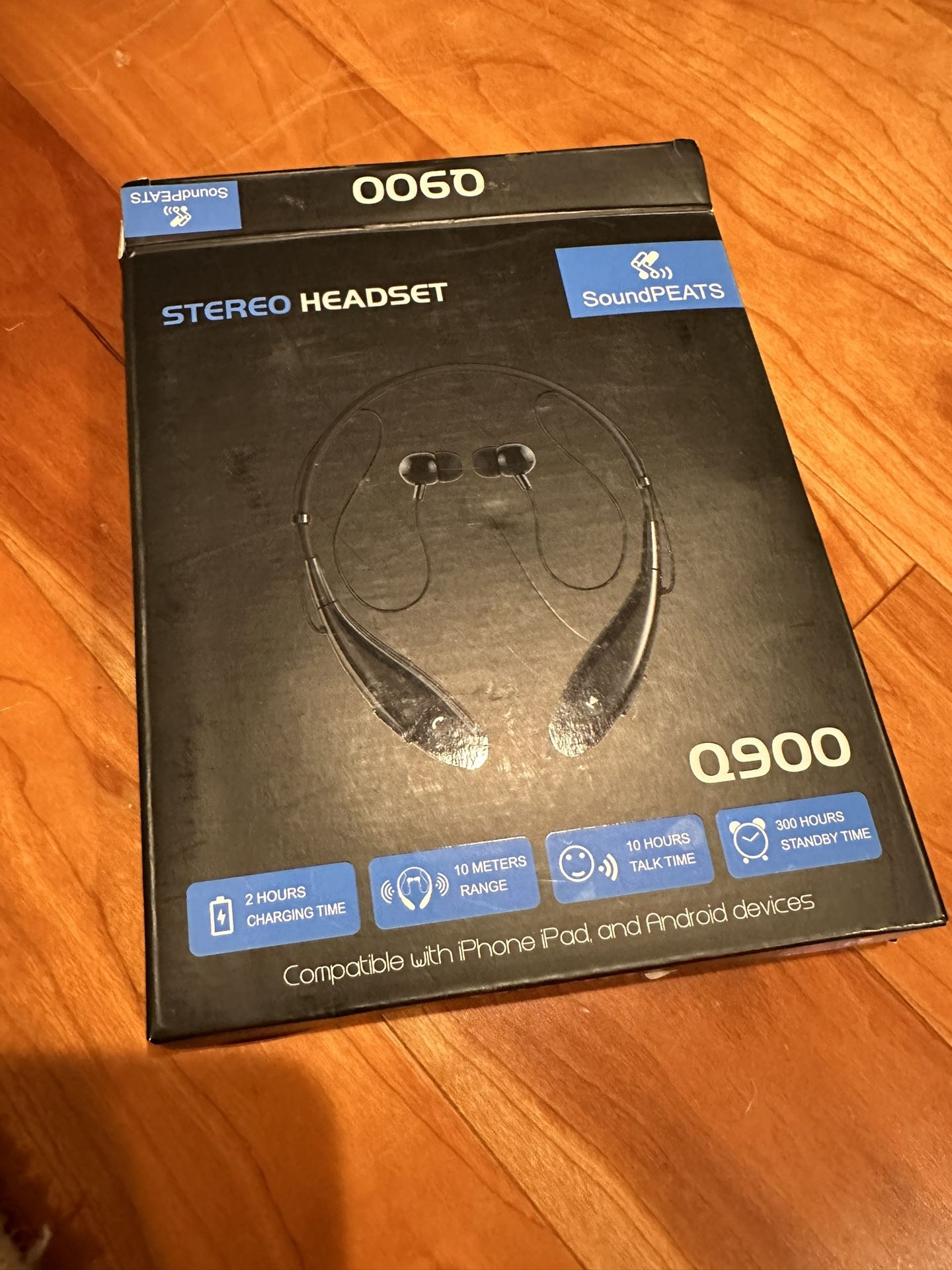 SoundPEATS Q900 Stereo Headset (compatible With iPhone, iPad, and Android Devices)
