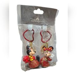 Hong Kong Disneyland Mickey Minnie Keychain Hong Kong Disney Limited Collection