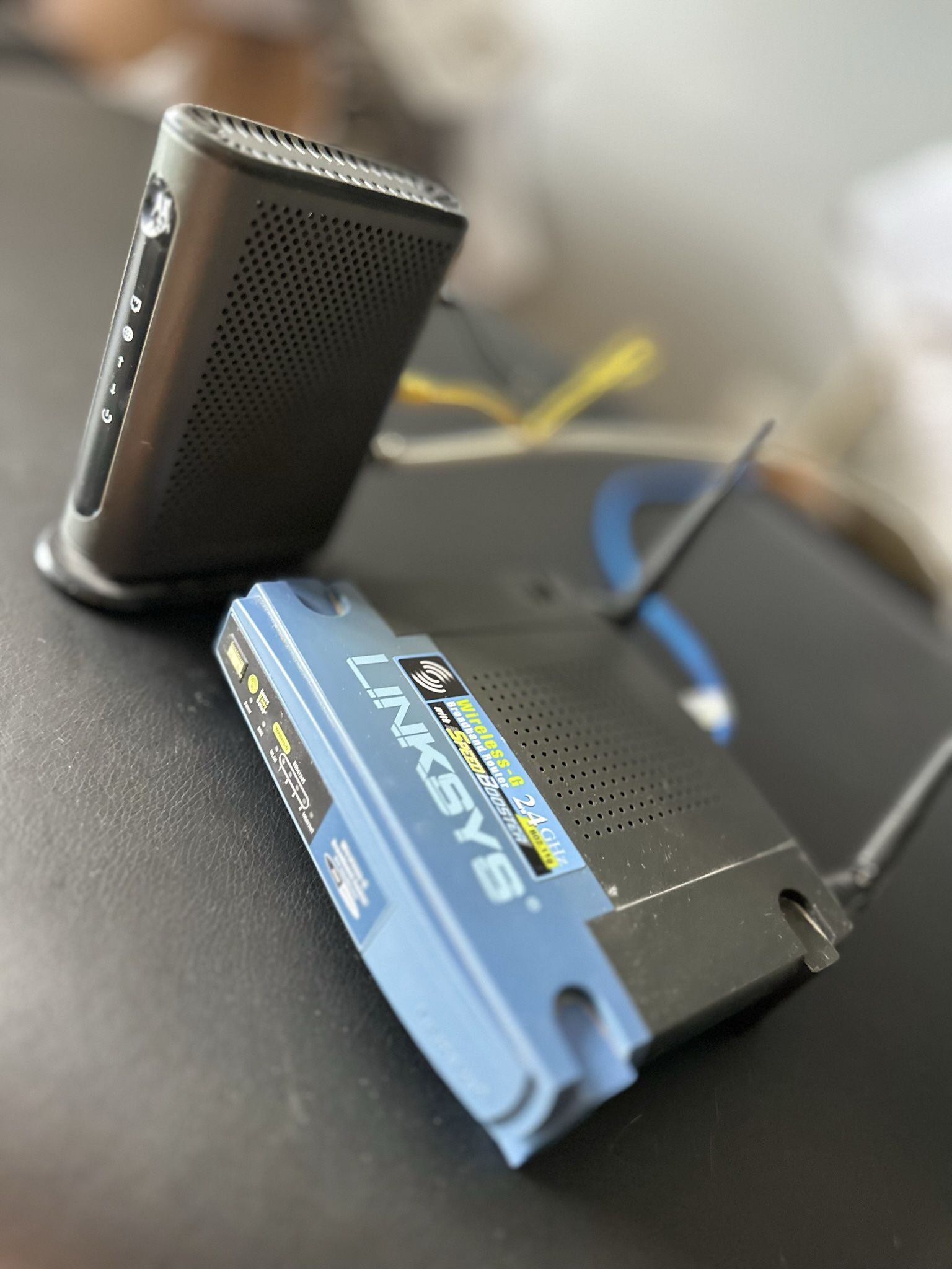 (2) Modems Modem Router Linksys