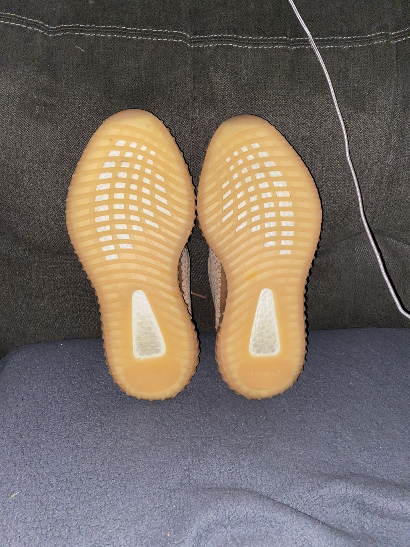 Yeezy Clay Size 9.5
