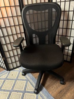 Office chair works perfect