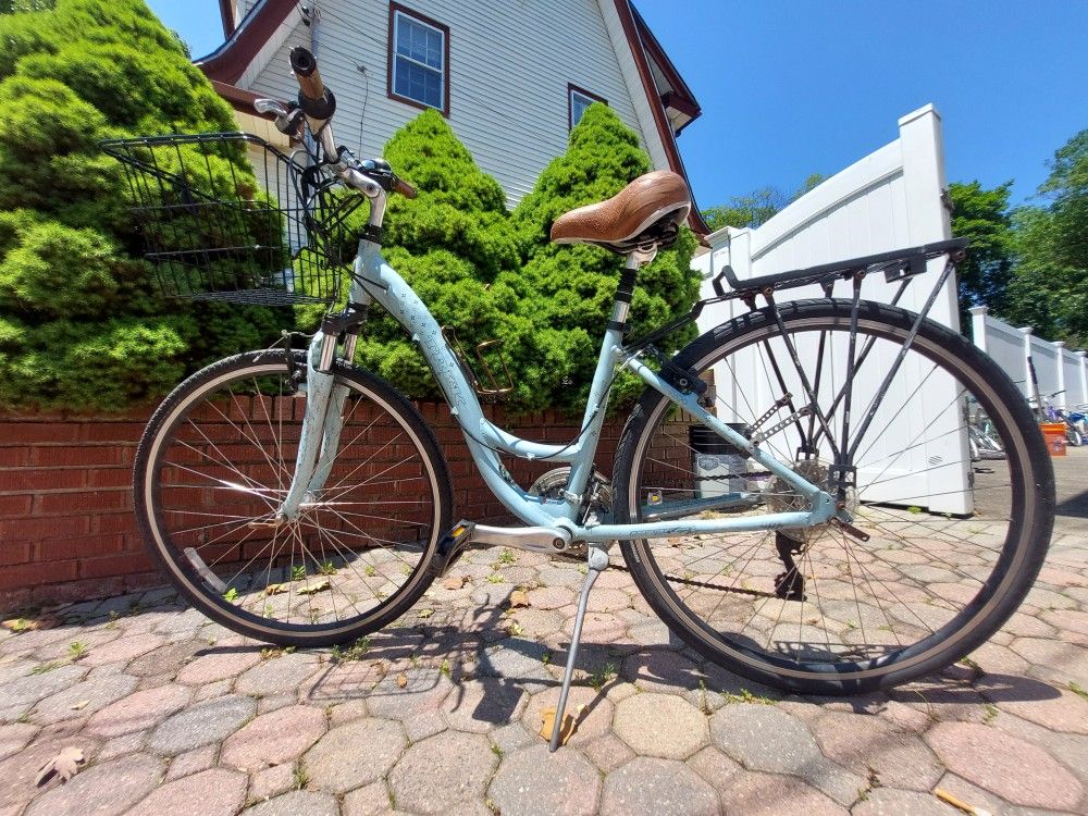 TREK 7200 RST SUSPENSION LIGHTWEIGHT FRAME & WHEELS 27.5 EASY STEP THRU HYBRID PREMIUM FEMALE BICYCLE READY FOR RIDING
