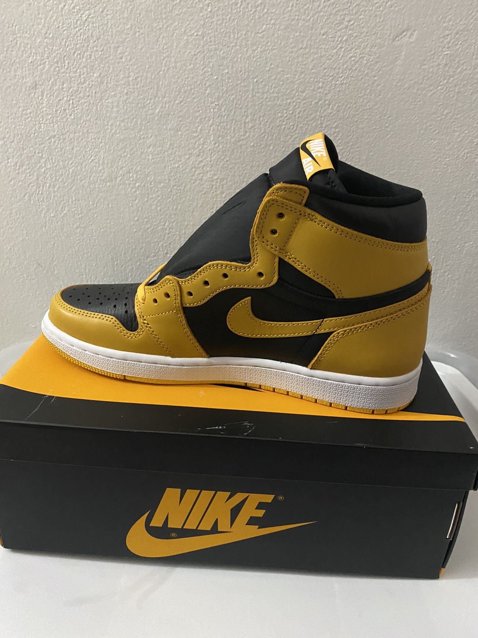 Air Jordan 1 High