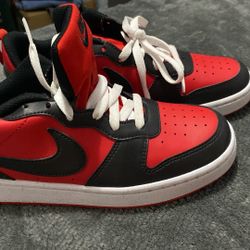Red/black/white Nike 🔥🔥🔥🔥🔥🔥