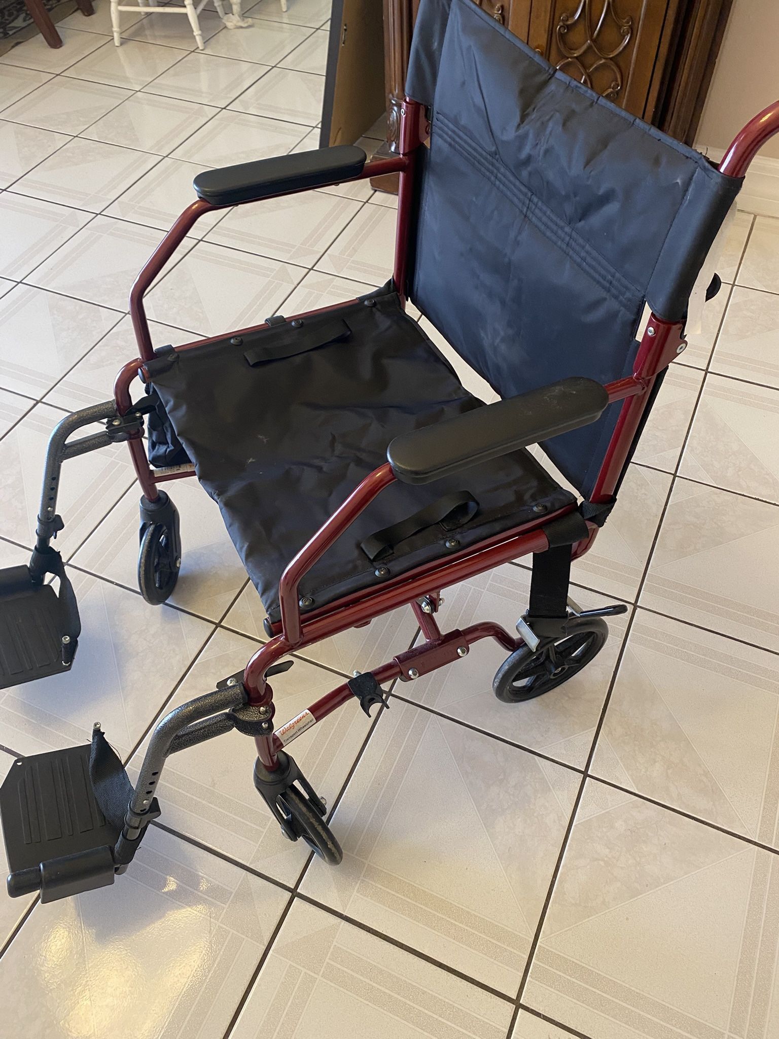 Lightweight Wheelchair 