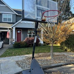 Spalding Adjustable Basketball Hoop