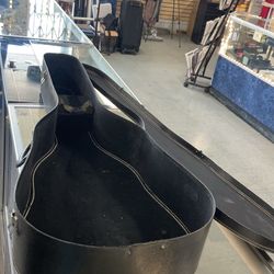 Guitar case hollow
