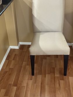 Accept chair
