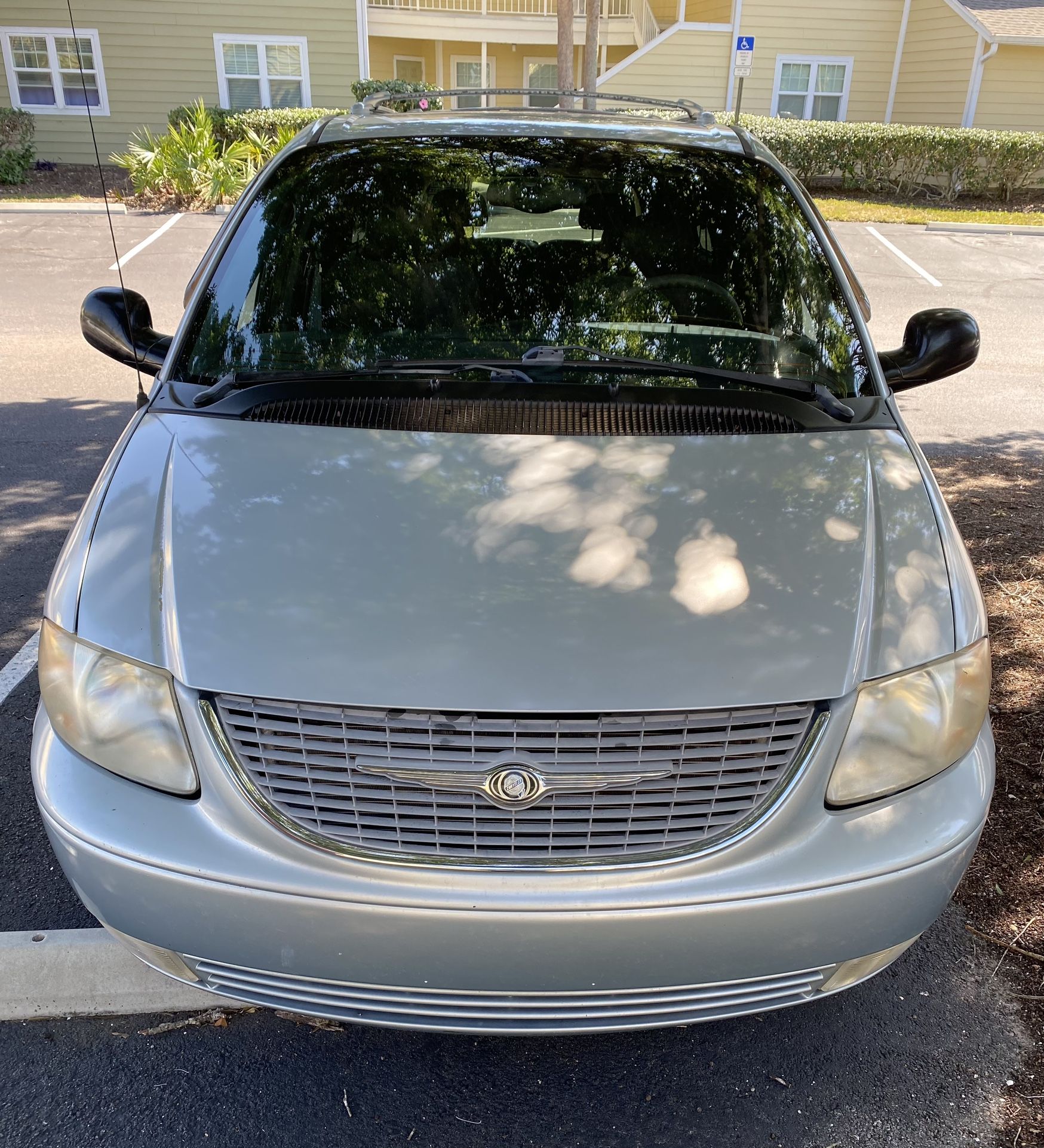 2002 Chrysler Town & Country