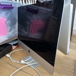 APPLE PRODUCTS FOR SALE or FOR PARTS