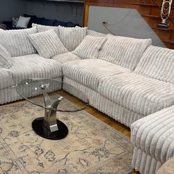 Seccionales Disponibles// Sectionals in stock