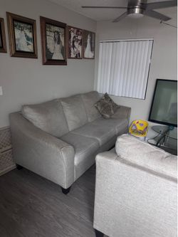 3 peace couches