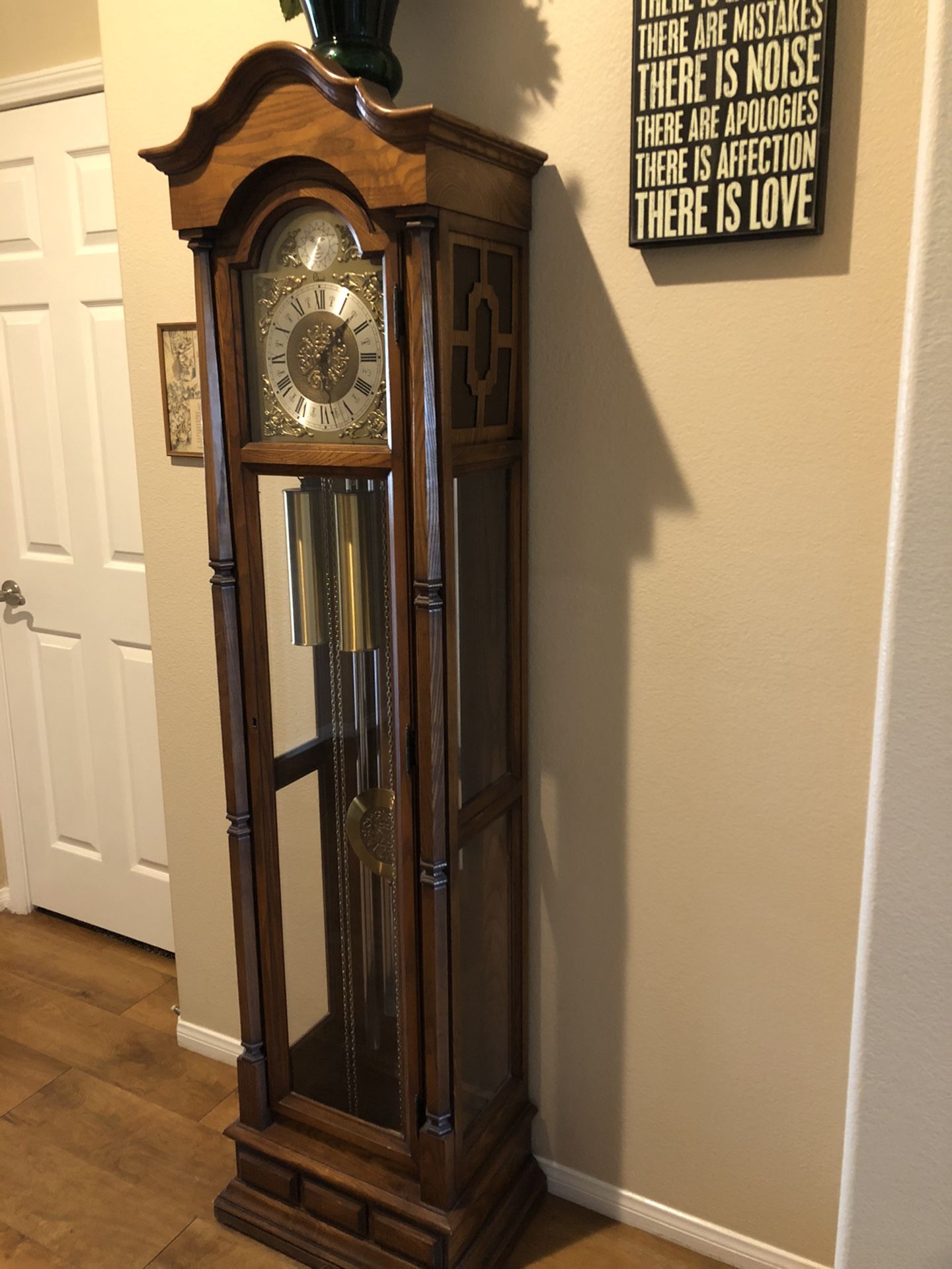 Colonial of Zeeland Michigan Grandfather Clock for Sale in Highland, CA