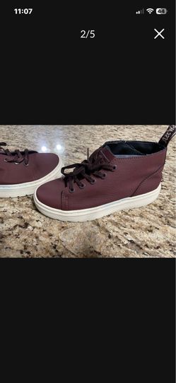 pair of Dr. Martens Baynes Chukka boots in the Old Oxblood Ajax color and material