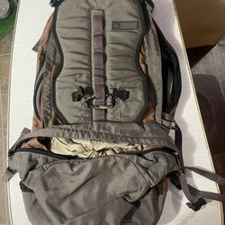 REI Pack. Great For travel And Hiking. 
