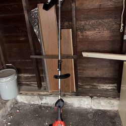 Toro Echo eForce DSRM-2100 Trimmer