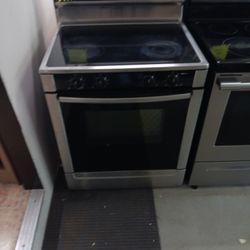 Bosch Electric Glass Top  Stove 