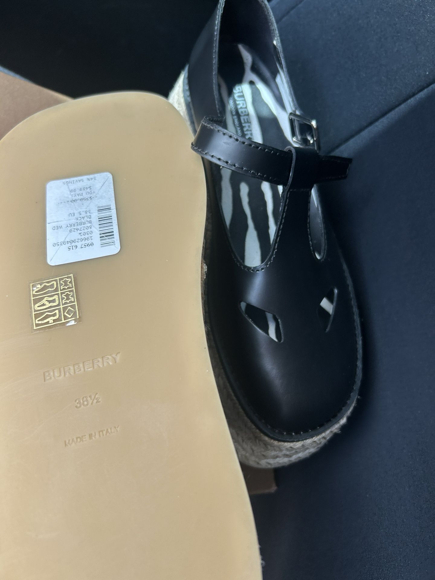 New Burberry Wedge 38.5