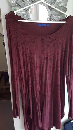 Burgundy and black top