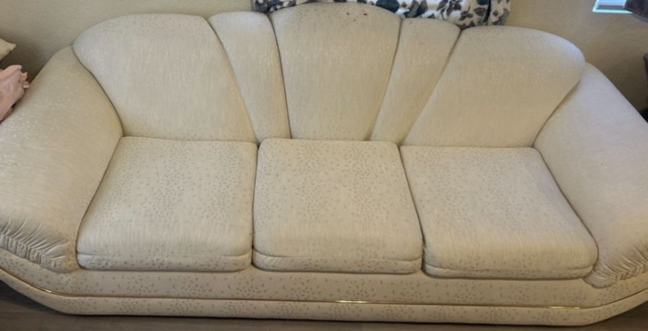 free vintage couch