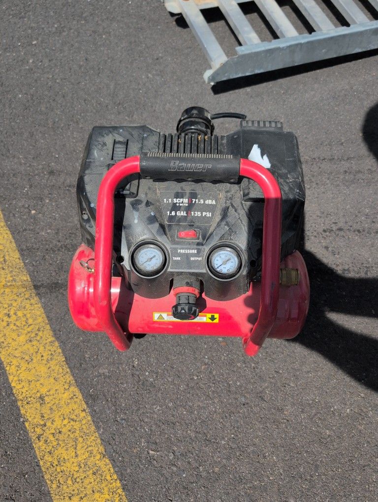 Bauer Battery Powered Air Compressor Untested