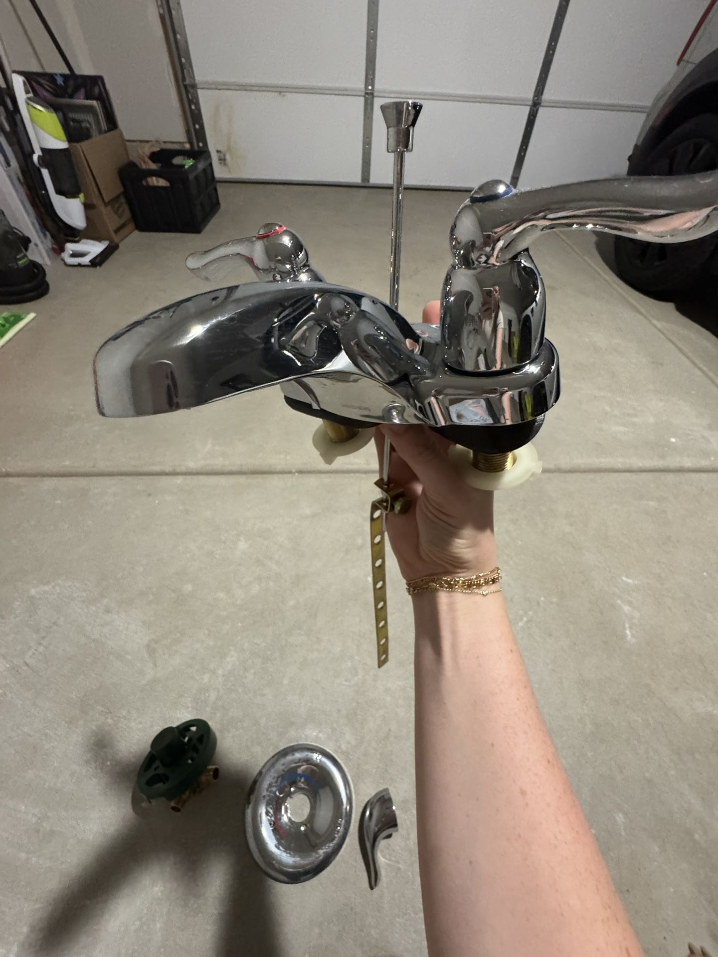 Bathroom Sick Faucets
