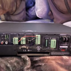 BOSE FREESPACE 2120/ Digital Mixer And Amplifier 