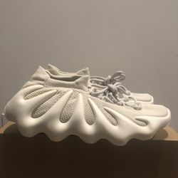 Yeezy 450 Cloud 